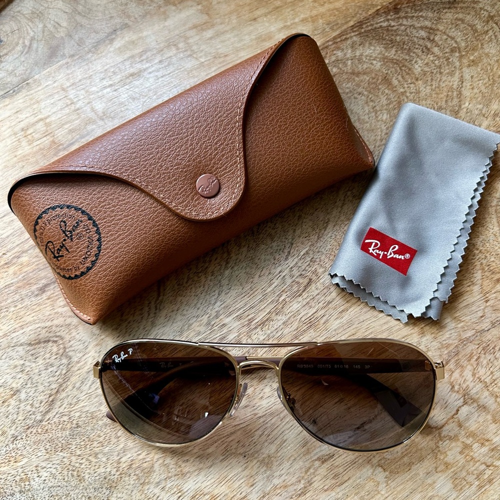 Ray-Ban Gold Aviator Polarized Sunglasses with case